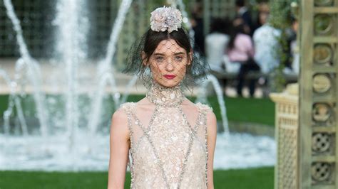 chanel sırt çantası 2018|Chanel Spring 2018 Couture Collection .